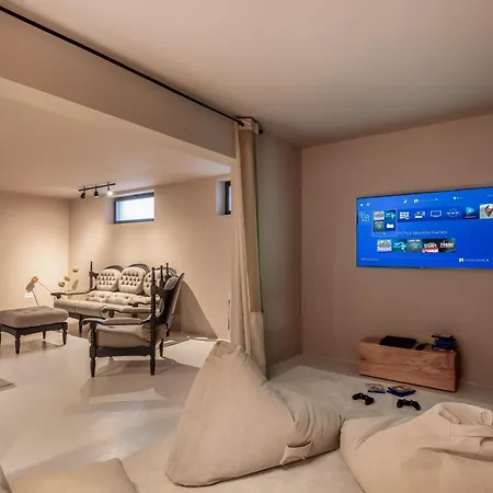 Medici Dalmatia I Heated Pool, Wellness & Fun Zone 빌라 비오그라드나모루