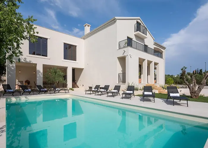 Medici Dalmatia I Heated Pool, Wellness & Fun Zone Willa