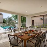 Medici Dalmatia I Heated Pool, Wellness & Fun Zone * Biograd Na Moru