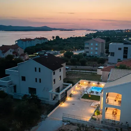 Medici Dalmatia I Heated Pool, Wellness & Fun Zone * Biograd Na Moru