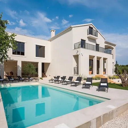 Medici Dalmatia I Heated Pool, Wellness & Fun Zone * Biograd Na Moru