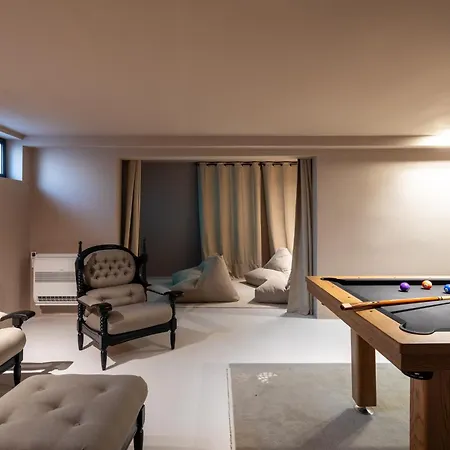 Luxury Villa With Heated Pool, Sauna & Cinema I 150 M From Beach Biograd Na Moru