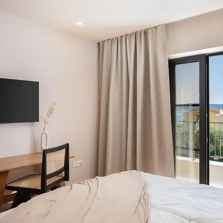Villa Luxury Villa With Heated Pool, Sauna & Cinema I 150 M From Beach