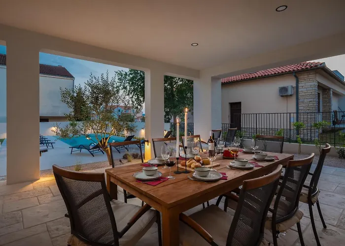 Villa Medici Dalmatia I Heated Pool, Wellness & Fun Zone 빌라 *