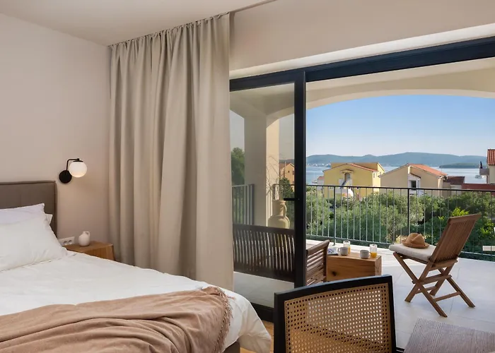 Medici Dalmatia - Amazing 5-bedroom With Heated Pool, Wellness And Gameroom Biograd Na Moru